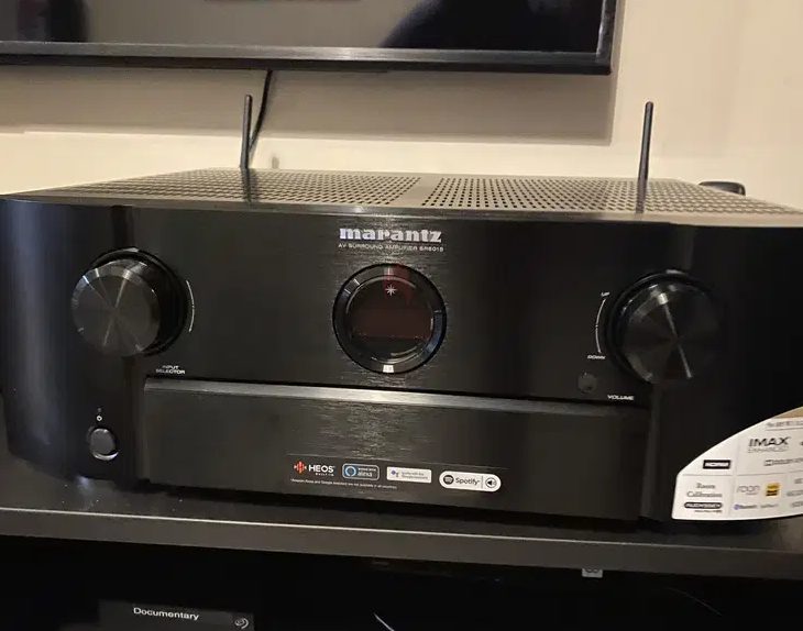 1 Week old Marantz SR6015 8K Dolby Atmos