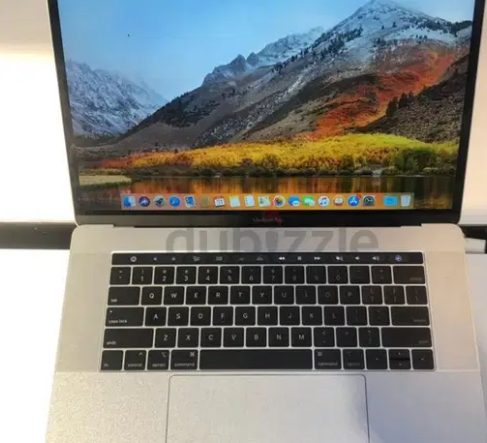 Apple Retina Touchbar 15 inch 2018 core i7 500GB 16GB 4GB Graphics