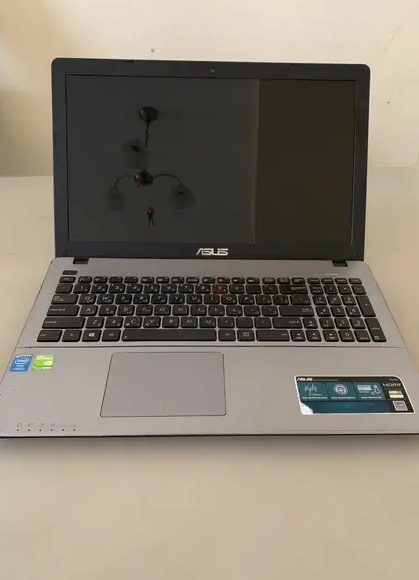 Asus Laptop Intel i7 500GB SSD 8GB RAM 2GB Graphics
