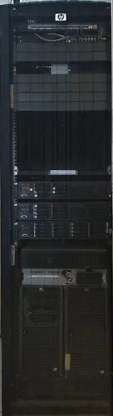 HP Server Cabinet with 4 servers and Sliding Monitor