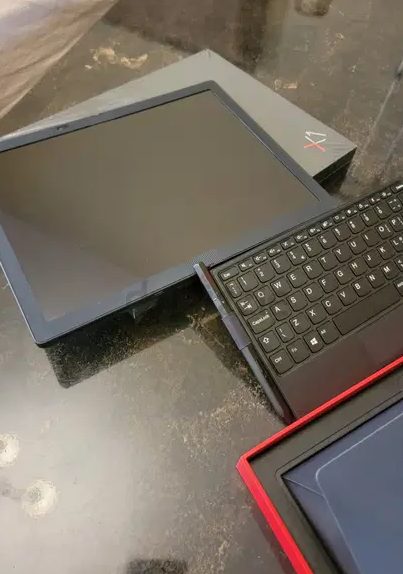 Lenovo X1 Fold