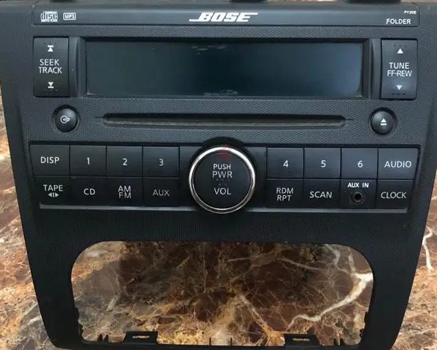 Original CD Player Stereo Unit Nissan Altima