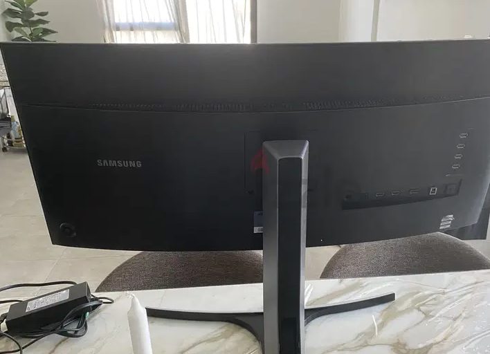 Samsung 34 SE790 Curved WQHD Monitor w/ Ultra-wide Screen