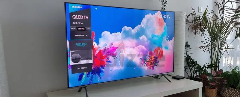 SAMSUNG QLED 55 Inch ( LIKE NEW )