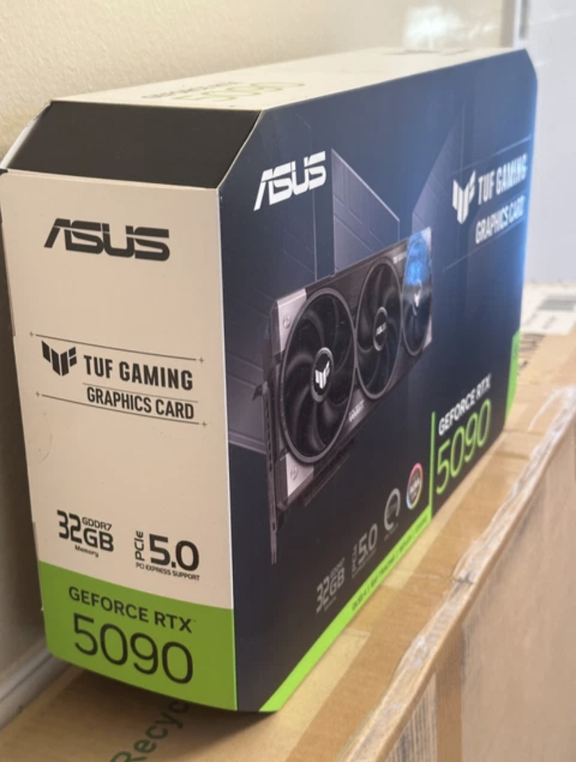 GENUINE ASUS GEFORCE RTX 5090 TUF GAMING OC EDITION GRAPHICS CARD.