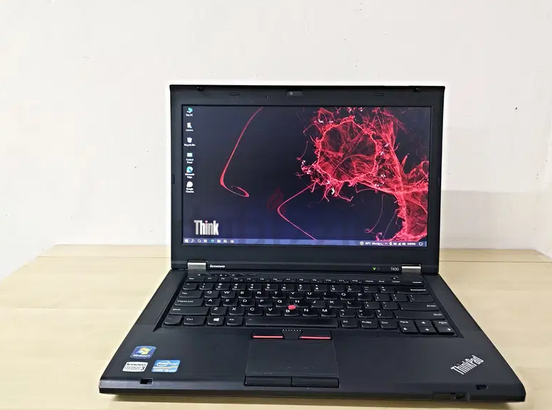 14 Lenovo ThinkPad / i5 / 120 GB SSD + 320 GB Hdd