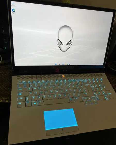 Alienware Area51m R2