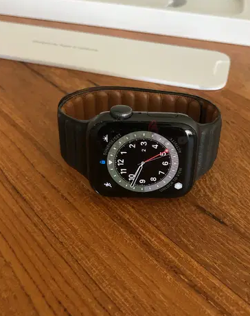 Apple Watch Series 6 GPS 40mm Space Gray Aluminium (Bundle)