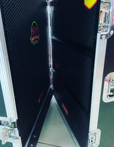 Digital active array sound system