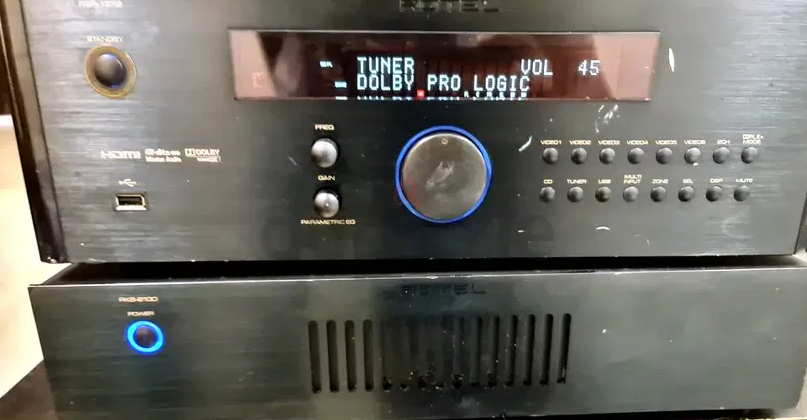 Rotel RSP-1572 Pre Amp Rotel RKB-8100 8x 100W multi channel power amplifier