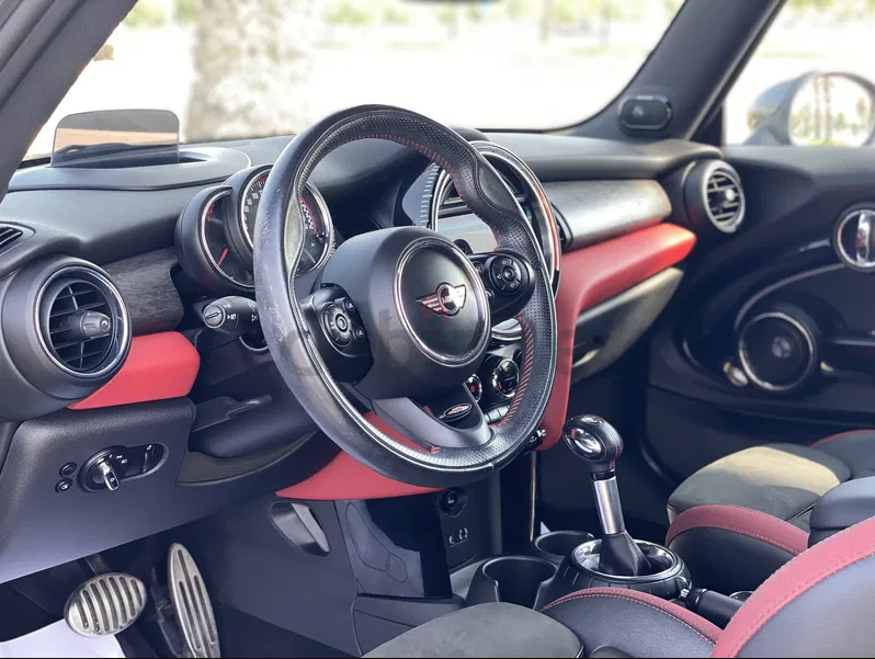 Mini Cooper JCW – Low kms – Service Contract