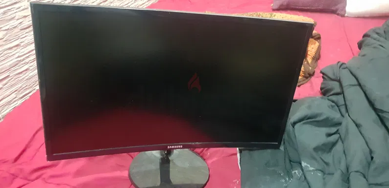 Samsung curved monitor