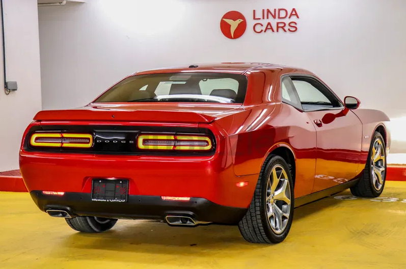 Dodge Challenger Hemi R/T 2016 GCC under Warranty with Zero Down-Payment.