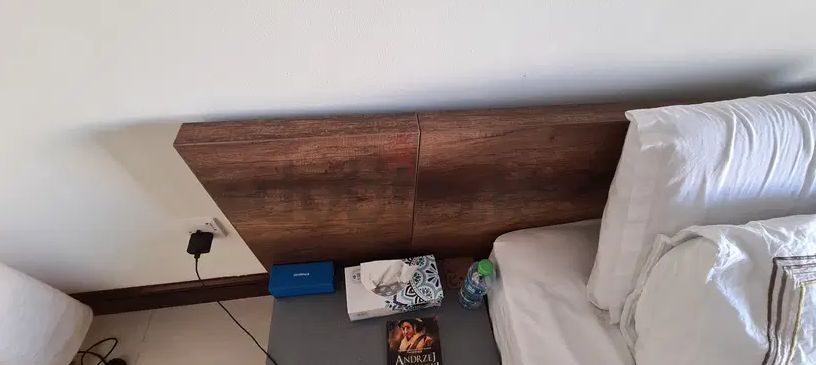Queen size Bed