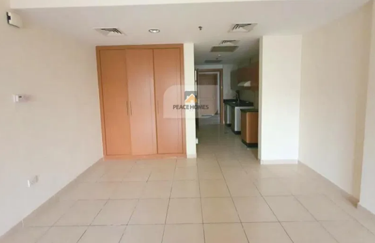 LARGE STUDIO @22K | FAMILY-ORIENTED HOME -HSN080