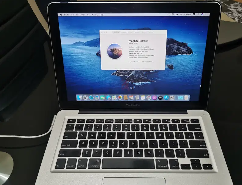 FULLY UPGRADED 2TB 2012 MacBook Pro with Windows 10