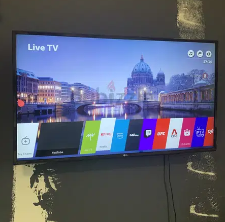 LG smart TV 42’