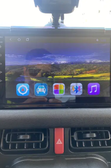 Car Android screen 9”