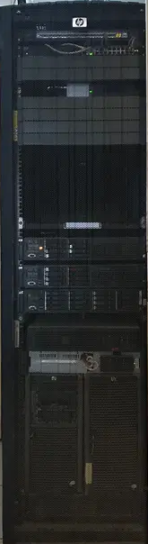 HP Server Cabinet with 4 servers and Sliding Monitor
