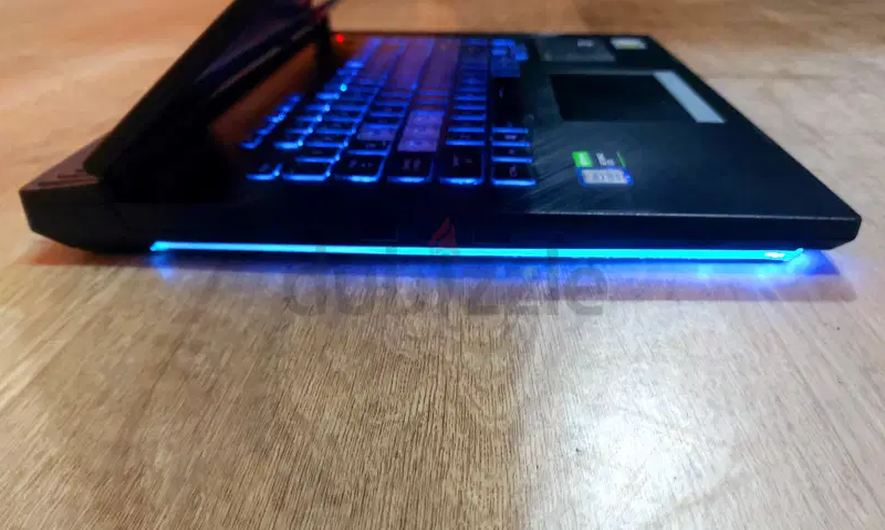 Asus Rug strix core i7-9th generation Laptop