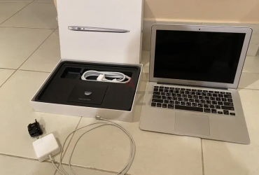 MacBook Air 13.3-Inch