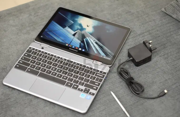 Galaxy Chromebook 4gb/64gb with PEN – Samsung V2 Plus