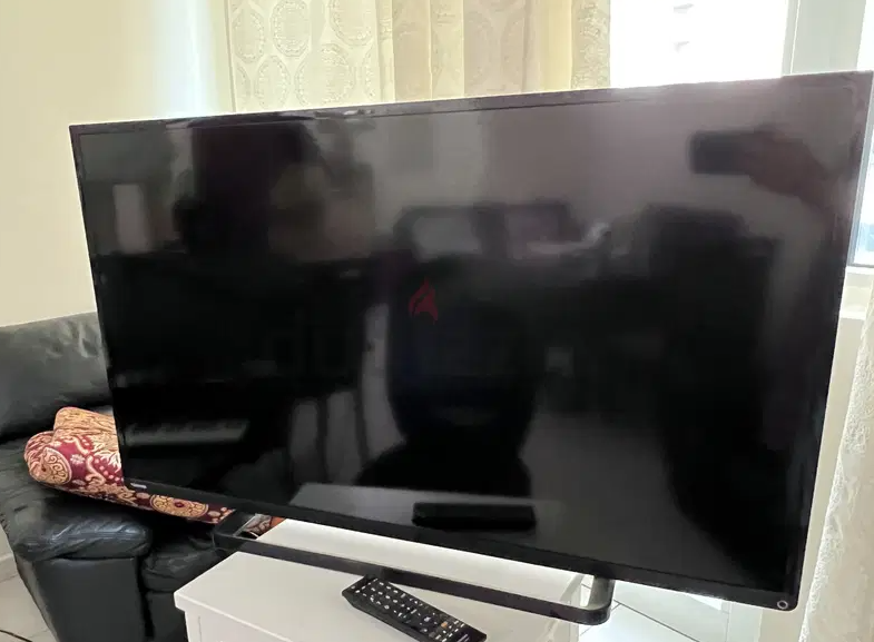 TOSHIBA LED TV model 40L2400EE 40 inch Full HD